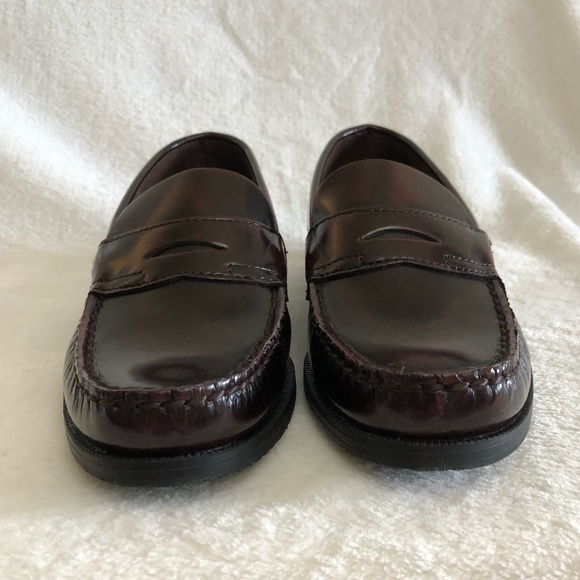 School issue shoes - Picture 4 of 14